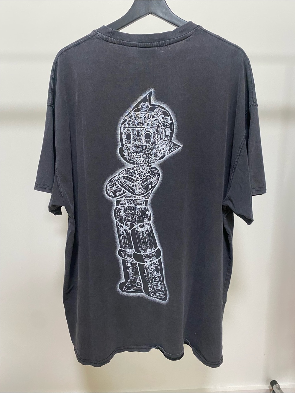 Astro Boy Oversized Graphic tee - Picture 2 of 2